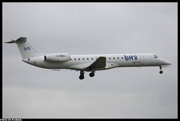 BMI Regional Embraer ERJ-145EU(G-EMBJ)@MAN_1(2)_20120222.jpg