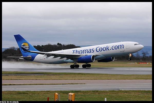 Thomas Cook Airlines A330-243(G-OMYT)@MAN_2(2)_20120222.jpg