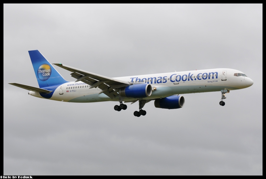 Thomas Cook Airlines B757-28A(G-FCLI)@MAN_1(2)_20120222.jpg