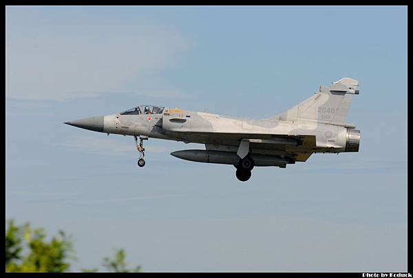 ROCAF Dassault Mirage 2000-5EI(2048)@RCPO_1(2)_20130716.jpg