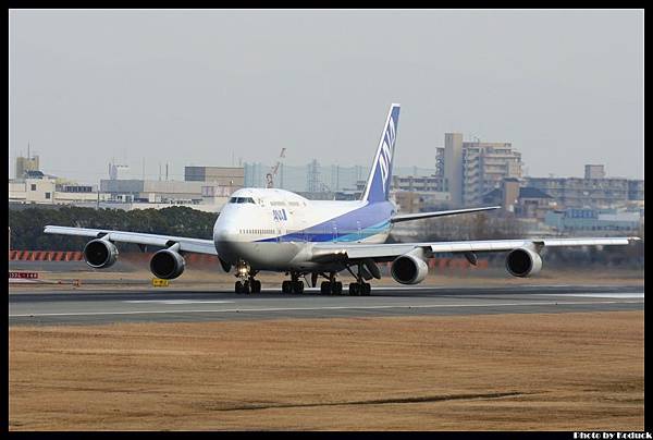 ANA B747-481D(JA8961)@Itami_39(2)_20140112.jpg