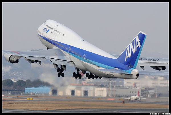 ANA B747-481D(JA8961)@Itami_44(2)_20140112.jpg