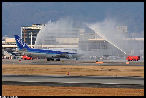 ANA B747-481D(JA8961)@Itami_60(2)_20140112.jpg