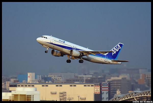 Fukuoka Airport_5(2)_20130130.jpg