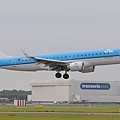 AMS RWY27_1_20140819.jpg