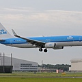 AMS RWY27_12_20140819.jpg