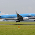 AMS RWY27_21_20140819.jpg