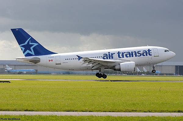 AMS RWY27_84_20140819.jpg