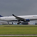 AMS RWY27_86_20140819.jpg