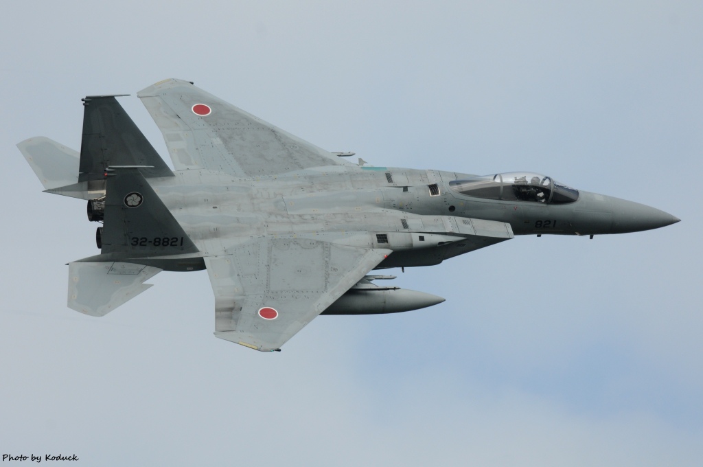 JASDF (32-8821)@Hyakuri_1_20150914.jpg