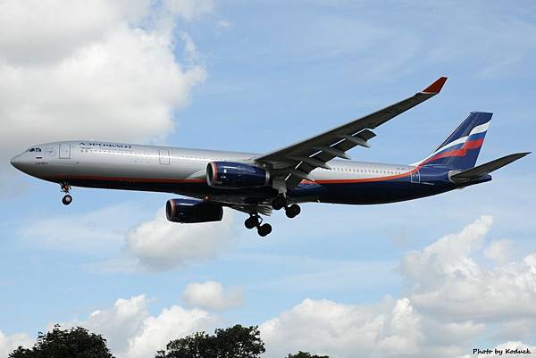 Aeroflot - Russian Airlines A330-243(VQ-BPJ)@LHR_1(1)_20140820.jpg