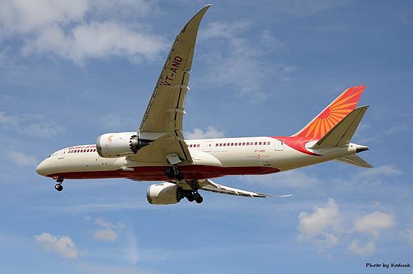 Air India B787-8 Dreamliner(VT-AND)@LHR_2(1)_20140820.jpg