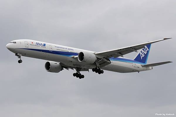 ANA B777-381ER(JA786A)@LHR_1(1)_20140820.jpg