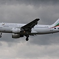 Bulgaria Air A319-112(LZ-FBA)@LHR_1(1)_20140820.jpg