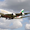 Emirates A380-861(A6-EDW)@LHR_1(1)_20140820.jpg