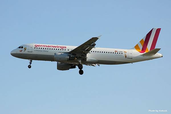 Germanwings A320-211(D-AIQD)@LHR_1(1)_20140820.jpg