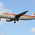 Iberia A320-216(WL)(EC-LUL)@LHR_1(1)_20140820.jpg