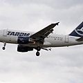 TAROM A318-111(YR-ASD)@LHR_1(1)_20140820.jpg