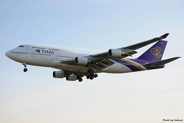 Thai Airways International B747-4D7(HS-TGG)@LHR_1(1)_20140820.jpg