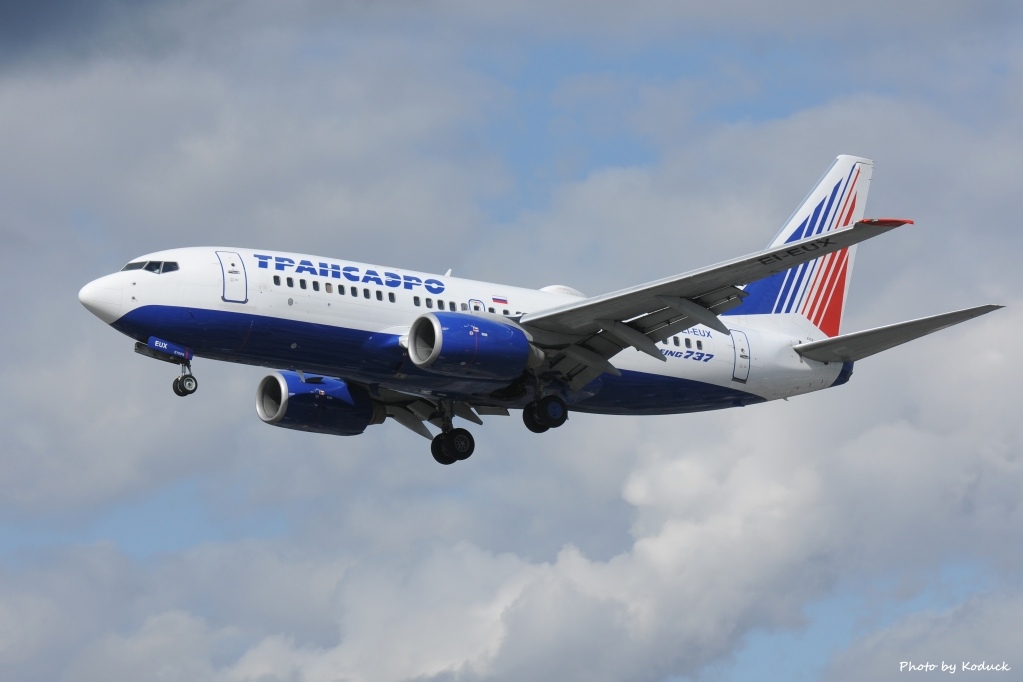 Transaero Airlines B737-7Q8(EI-EUX)@LHR_1(1)_20140820.jpg