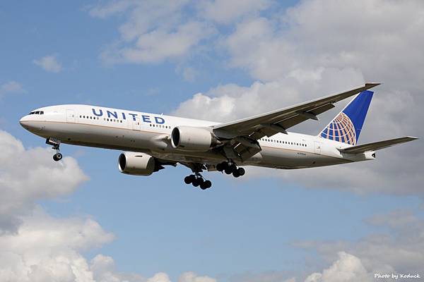 United Airlines B777-222ER(N792UA)@LHR_1(1)_20140820.jpg