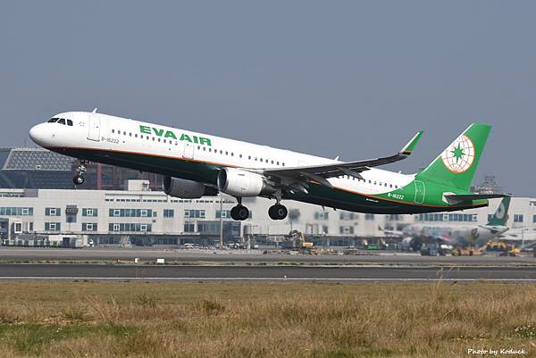 EVA Air A321-211(WL)(B-16222)@RCTP_1_20170216.jpg