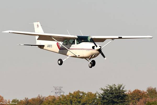 Cessna 172P Skyhawk(JA3973)@RJTF_1_20161125.jpg