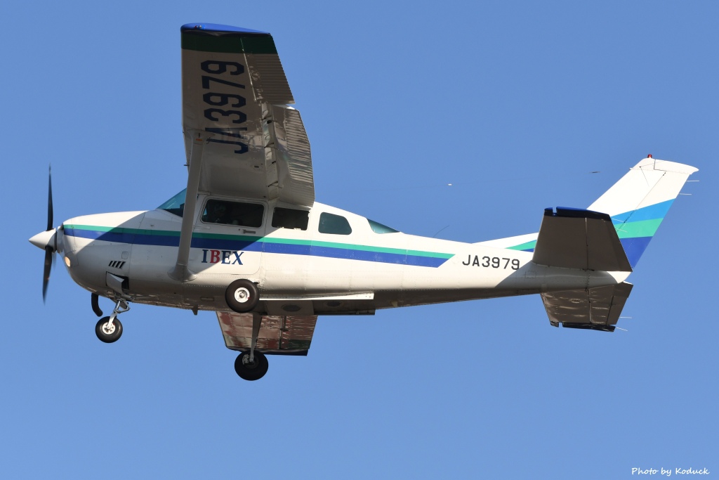 Cessna TU206G Turbo Stationair 6(JA3979)@RJTF_1_20161125.jpg Cessna TU206G Turbo Stationair 6(JA3979)@RJTF_1_20161125.jpg