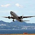 Cathay Pacific B777-367(B-HNI)@KIX_2_20160827.jpg