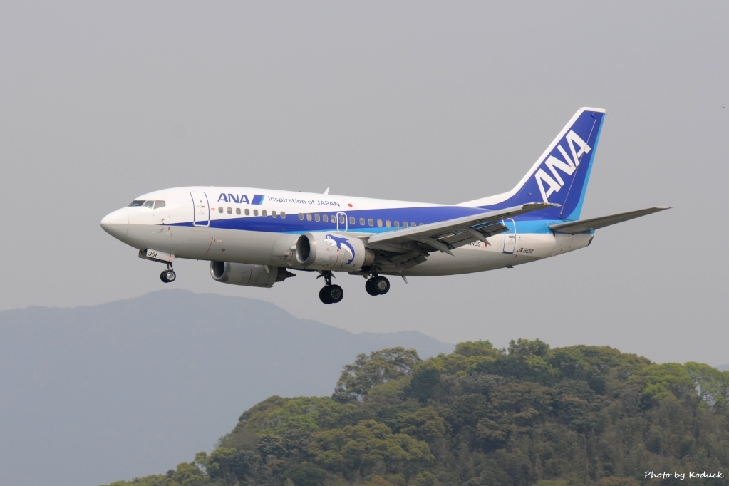 ANA Wings B737-54K(JA301K)@FUK_1_20160410.jpg