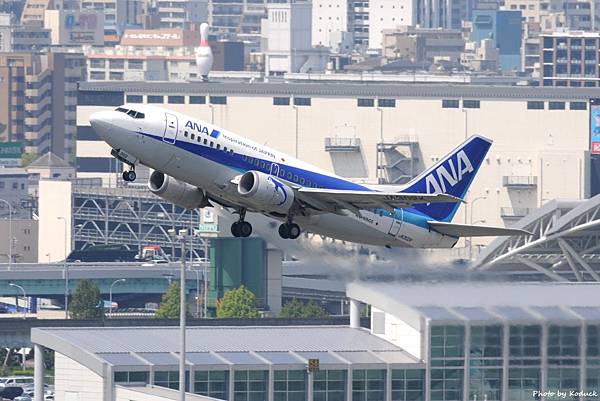 ANA B737-54K(JA302K)@FUK_1_20160415.jpg