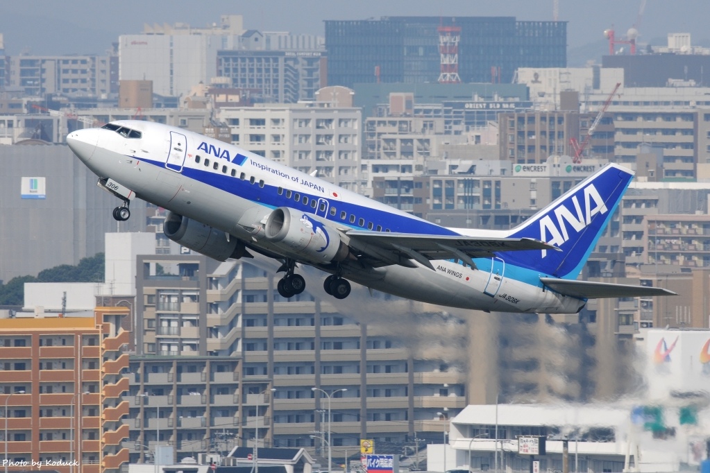 ANA B737-54K(JA306K)@FUK_1_20160415.jpg