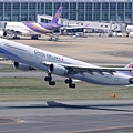 China Airlines A330-302(B-18306)@FUK_1_20160415.jpg