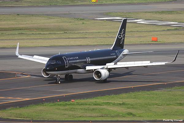 Starflyer A320-214(WL)(JA20MC)@FUK_1_20160415.jpg