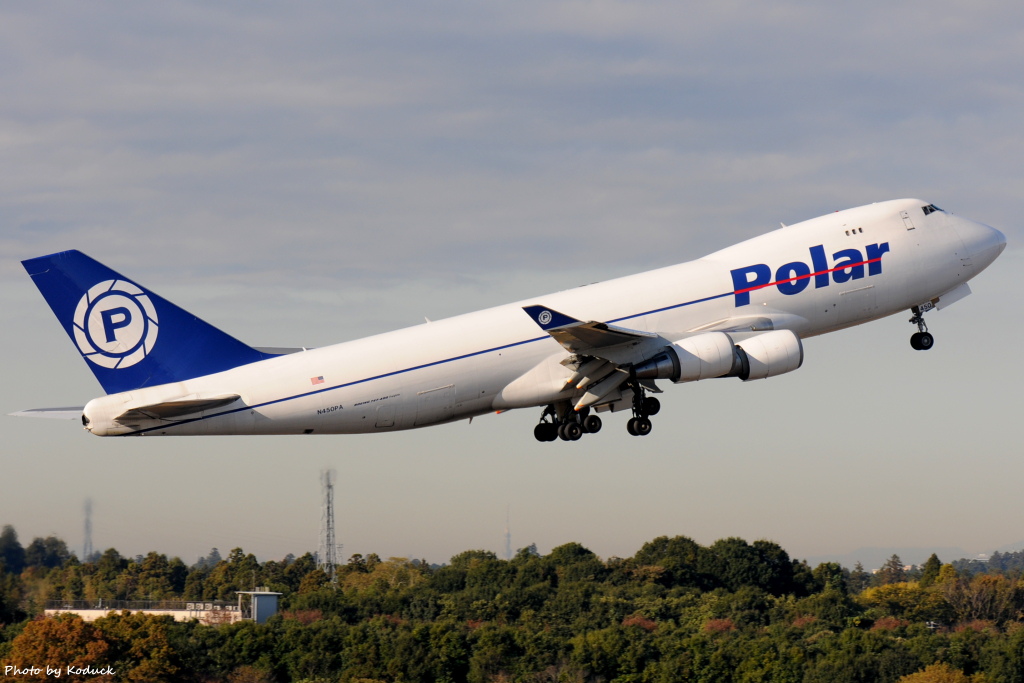 Polar Air Cargo B747-46NF(N450PA)@NRT_1_20111125.JPG