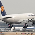 Lufthansa Cargo B777-FBT(D-ALFE)@NRT_1_20170305.jpg