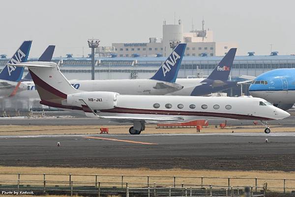 Private Gulfstream Aerospace G-V-SP Gulfstream G550(HB-JKI)@NRT_1_20170305.jpg