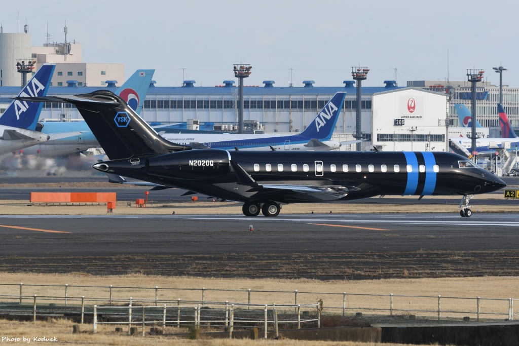 Private Bombardier BD-700-1A10 Global Express(N2020Q)@NRT_2_20170304.jpg Private Bombardier BD-700-1A10 Global Express(N2020Q)@NRT_2_20170304.jpg