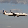 United Airlines B737-824(WL)(N77296)@NRT_1_20170304.jpg