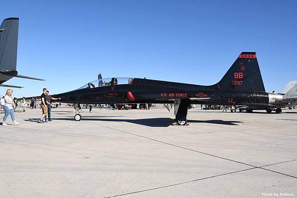 USAF T-38C (64-13297)@Yuma_1_20180317.jpg