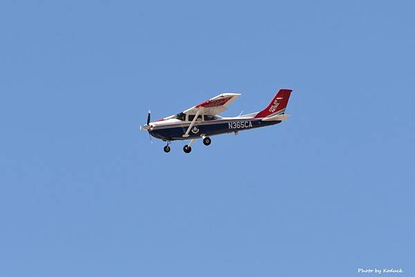 Civil Air Patrol Cessna 182T(N365CA)@TUS_1_20180320.jpg