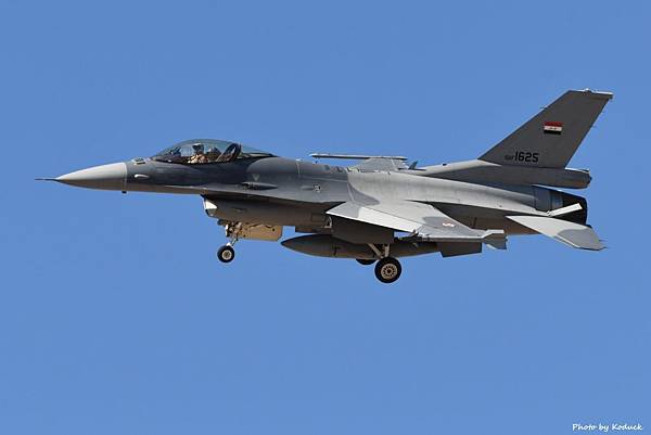 IQAF F-16C(1625)@TUS_1_20180320.jpg