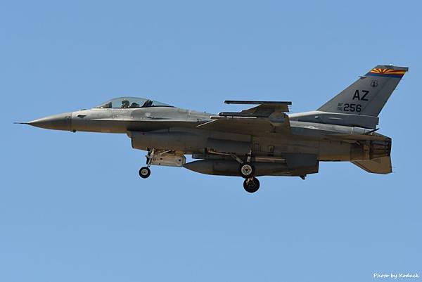 US Air Nation Guard 195FS F-16C(86-0256)@TUS_1_20180320.jpg