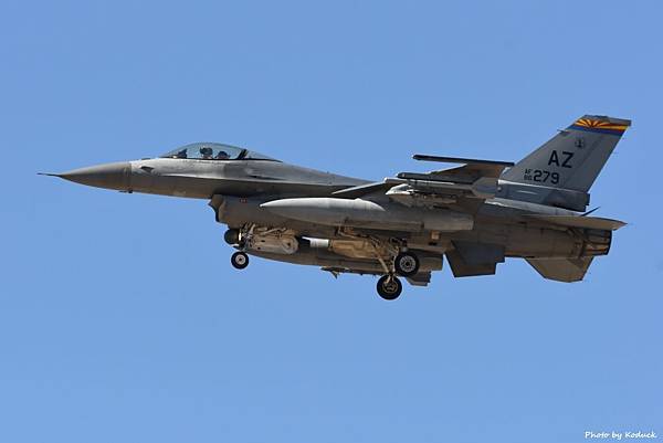 US Air Nation Guard 195FS F-16C(86-0279)@TUS_1_20180320.jpg