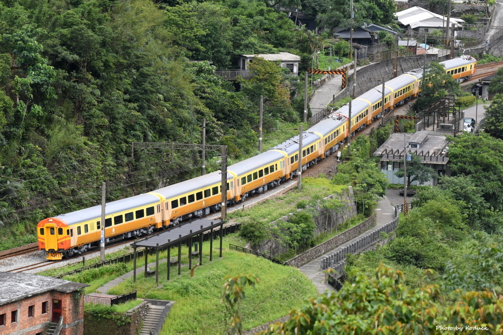 EMU100@猴洞三貂嶺間_1_20180621.JPG EMU100@猴洞三貂嶺間_1_20180621.JPG