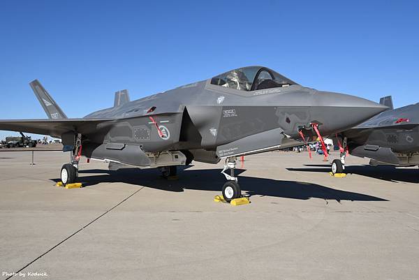 Royal Norwegian Air Force F-35A(13-5087)@Luke AFB_1_20180318.JPG