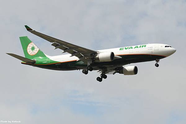 EVA Airways A330-203(B-16312)@RCTP_1_20190212.JPG