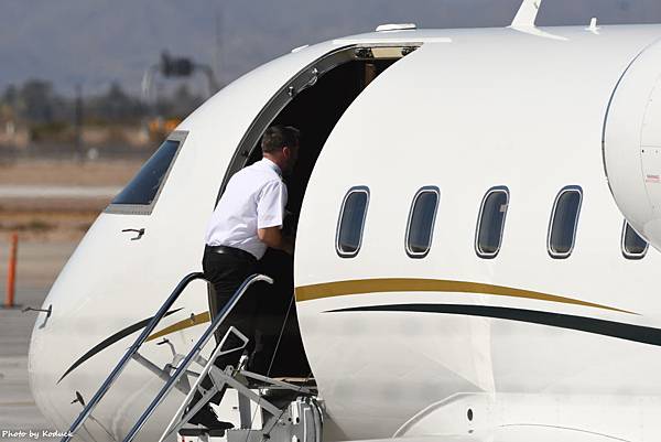 Private Bombardier CL-600-2B16 Challenger 604(C-GKGN)@AZA_4_20180320.JPG