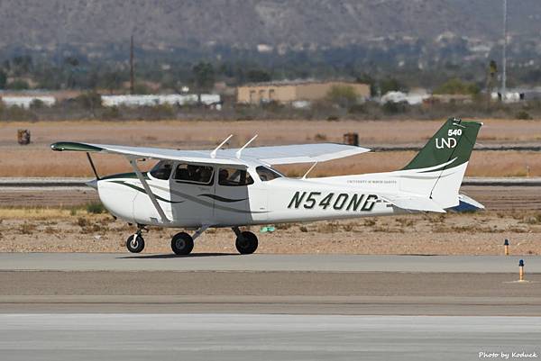 University Of North Dakota Cessna 172S Skyhawk SP(N540ND)@AZA_3_20180320.JPG