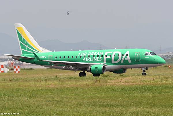 FDA - Fuji Dream Airlines(JA04FJ) Embraer ERJ-170SU@RJNA_1_20190604.JPG